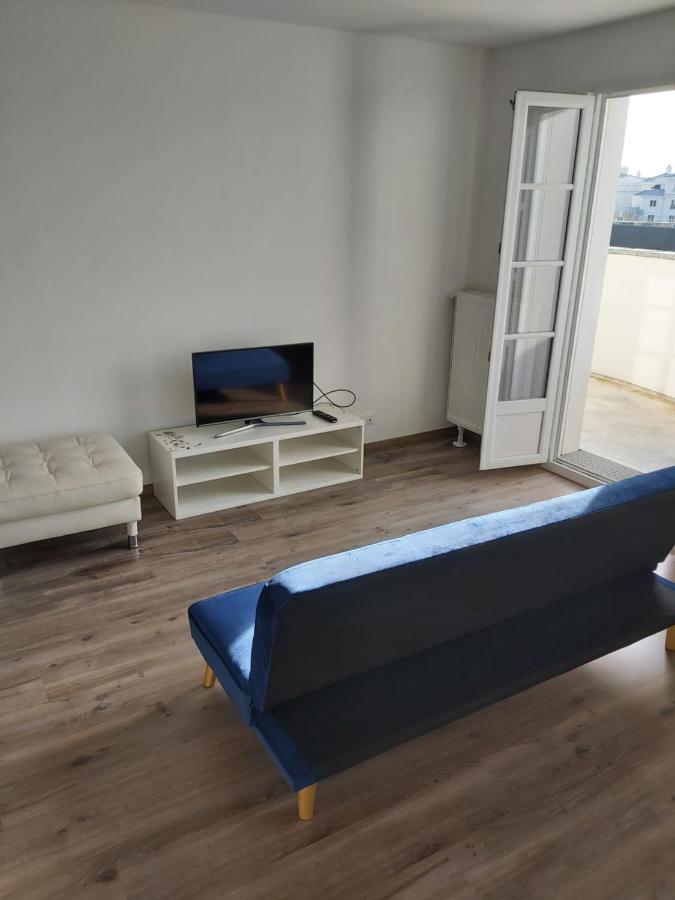 3 Room Flat In Parklane - 1,5Km Disney Serris Luaran gambar